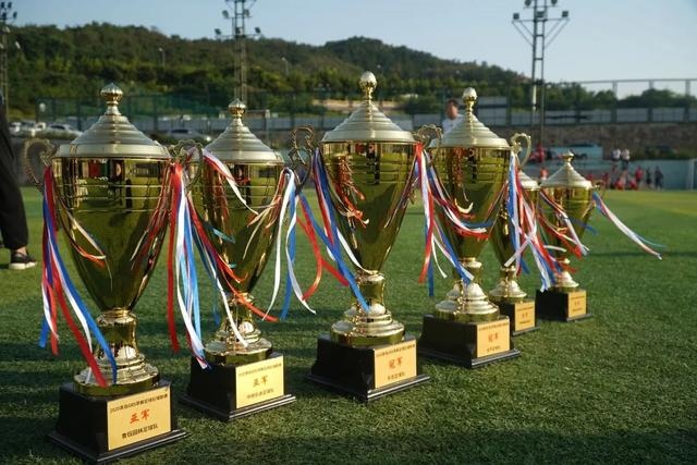 塔图姆36+12哈利伯顿25+10 绿军险胜步行者1-0