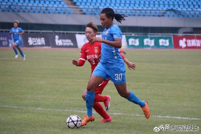 阿伦25+20骑士负热火 步行者大胜送活塞4连败